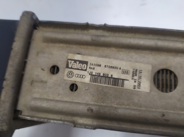 1J0145803S Radiador de aire de admisión  disponible Burgos