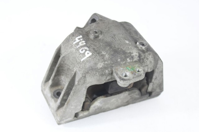 VAG 1J0199262 Soporte de motor derecho  disponible Valladolid