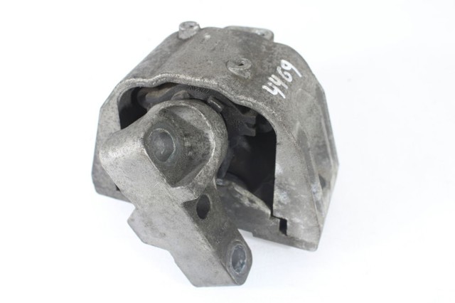 VAG 1J0199262 Soporte de motor derecho  en stock Valencia