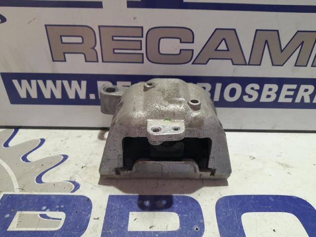 1J0199262 Soporte de motor derecho  comprar en Pontevedra
