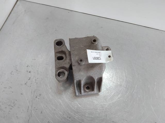 1J0199262BK Soporte de motor derecho  comprar en Zaragoza