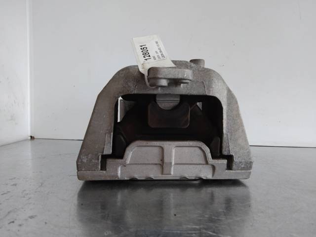 1J0199262BK Soporte de motor derecho  en stock Granada