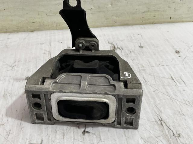 VAG 1J0199262BK Soporte de motor derecho  en stock Valencia
