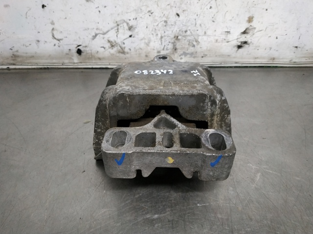 VAG 1J0199555 Soporte izquierdo del motor  disponible Valladolid