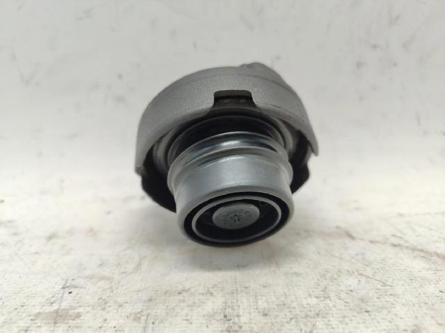 Tapa (tapón) del depósito de combustible Audi A4 8D5