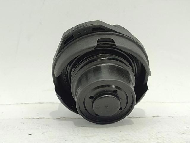 Tapa (tapón) del depósito de combustible Seat Cordoba 6K2