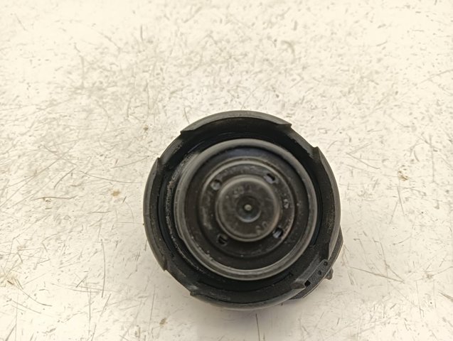 1J0201553C VAG Tapa de depósito de combustible comprar Bilbao