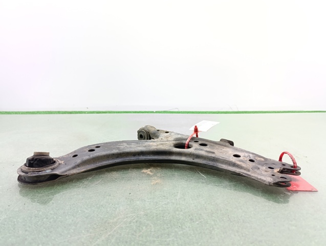 VAG 1J0407151C Brazo inferior izquierdo/derecho de suspensión delantera  disponible Lugo