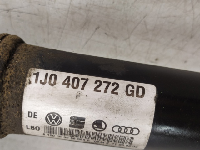 VAG 1J0407272GD Semieje delantero derecho  en stock Salamanca