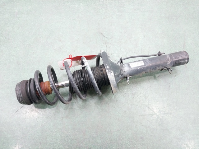1J0413031AG Amortiguador delantero  disponible Utrera