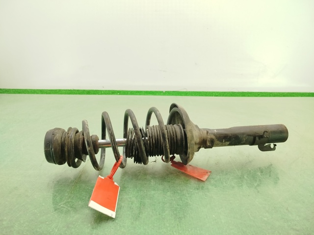 1J0413031T Amortiguador delantero  disponible Málaga