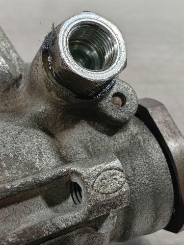 1J0422154 VAG Bomba de dirección  en stock Huelva