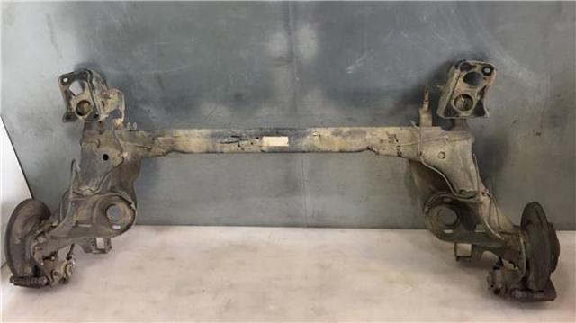 1J0500051K Subchasis trasero soporte motor  comprar en Zaragoza