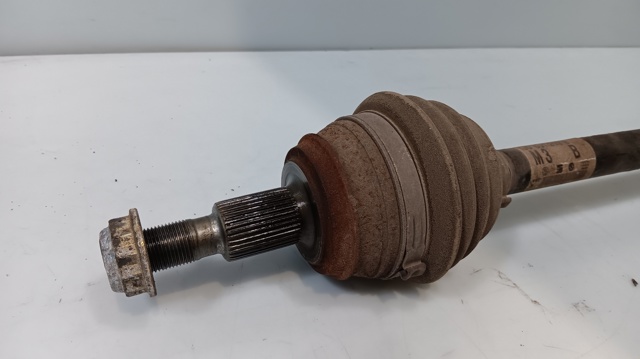 VAG 1J0501203B Semieje trasero izquierdo  disponible Valladolid