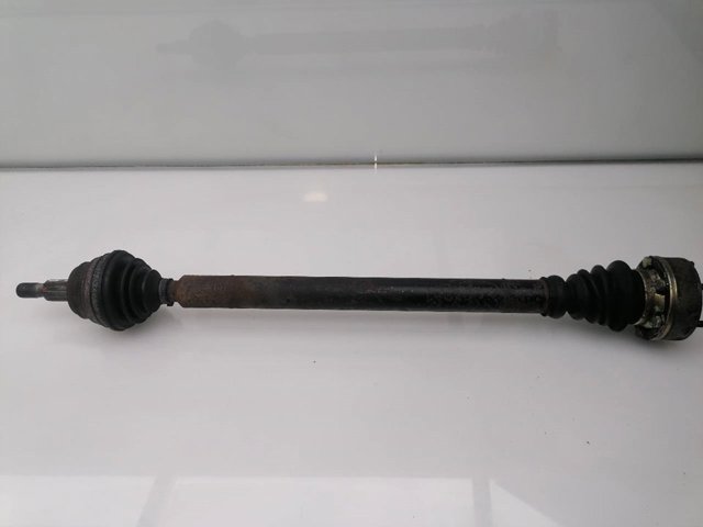 VAG 1J0501204B Semieje trasero derecho  en stock Salamanca