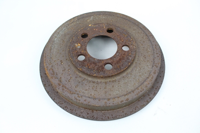 Tambor de freno trasero 1J0609617B VAG