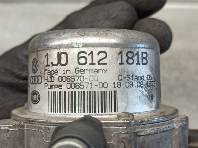 VAG 1J0612181B Bomba de vacío  comprar en Murcia
