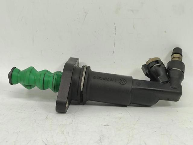 Bombin de embrague 1J0721261D VAG