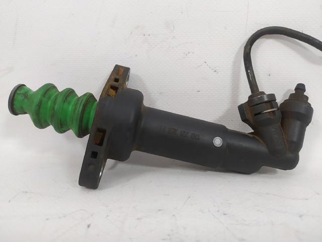 VAG 1J0721261H Bombin de embrague  en stock Salamanca