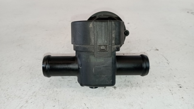 VAG 1J0819809 Válvula de control de líquido refrigerante  en stock Terrassa