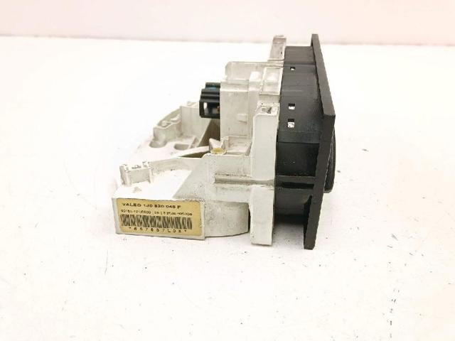 1J0820045F Unidad de control aire acondicionado  en stock Sabadell