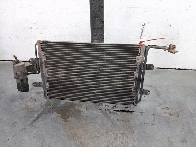 Condensador / radiador  aire acondicionado para volkswagen golf iv 1.8 agn 1J0820411B