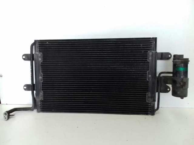 1J0820411B Condensador de aire acondicionado  comprar en Zaragoza