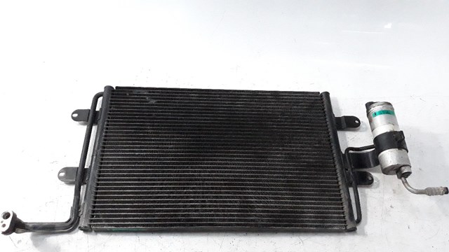 Condensador / radiador  aire acondicionado para volkswagen golf iv 1.9 tdi asv 1J0820411D