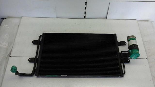 VAG 1J0820411D Condensador aire acondicionado comprar Pamplona