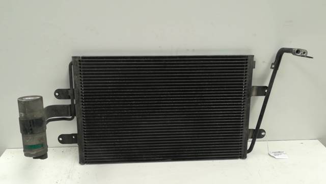 1J0820411H Condensador aire acondicionado comprar Sevilla