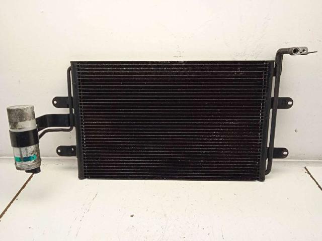 1J0820411H Condensador aire acondicionado comprar Sevilla