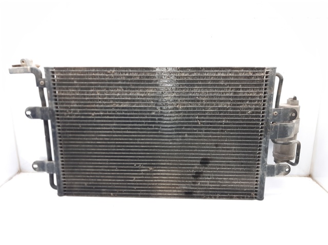 1J0820413N VAG Condensador aire acondicionado  en stock Gandía