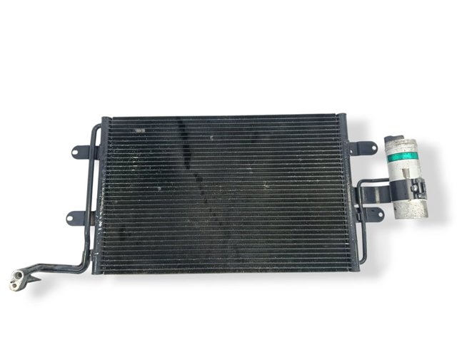 VAG 1J0820413N Condensador de aire acondicionado  disponible Valladolid