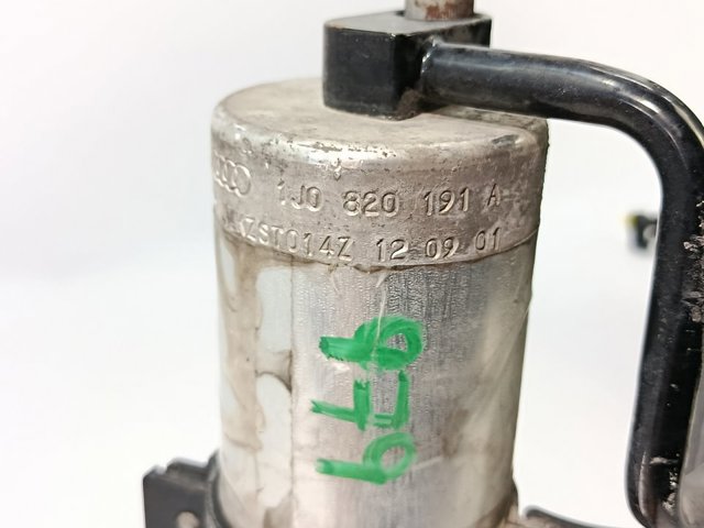 1J0820413N Condensador aire acondicionado comprar Almería