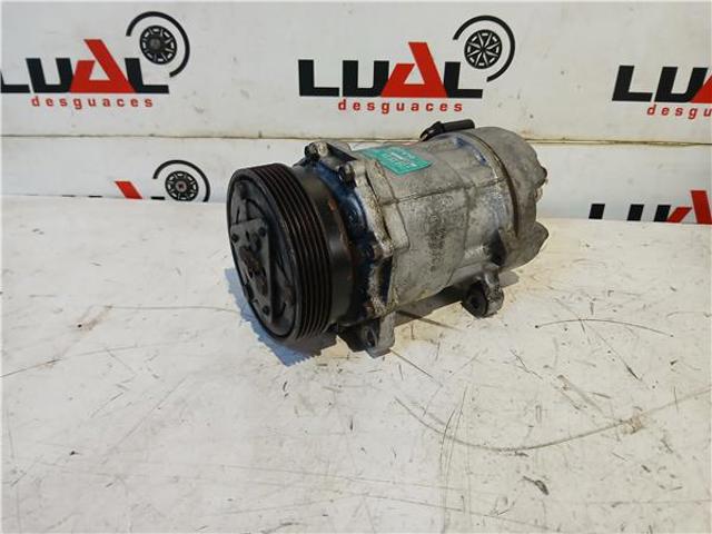 1J0820803 Compresor de aire acondicionado  en stock Sabadell