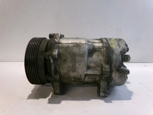 1J0820803A VAG Compresor de aire acondicionado  en stock Huelva