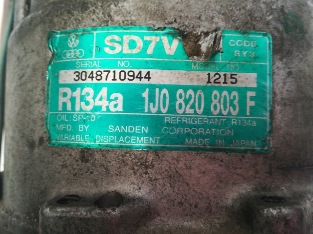 1J0820803F Compresor de aire acondicionado  en stock Sabadell