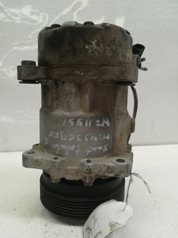 VAG 1J0820803F Compresor de aire acondicionado  en stock Valencia