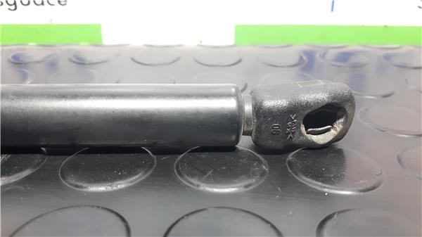1J0823359 Amortiguador de capó comprar Almería