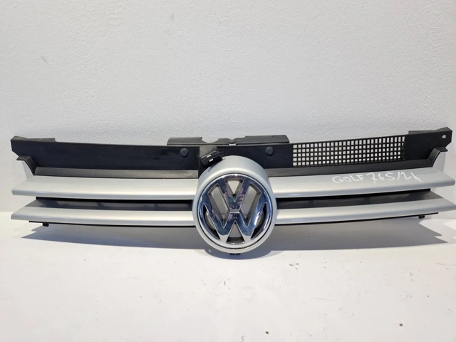 1J0853655G01C VAG Parrilla del radiador  disponible Vigo