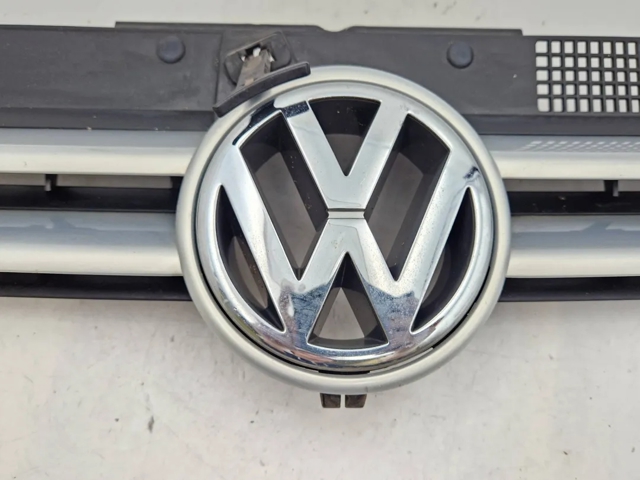 VAG 1J0853655G01C Parrilla  en stock Terrassa