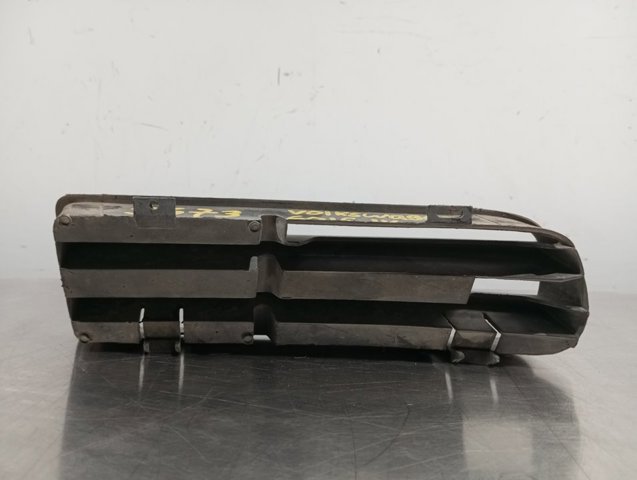 VAG 1J0853665B Rejilla izquierda del parachoques delantero  en stock Valencia