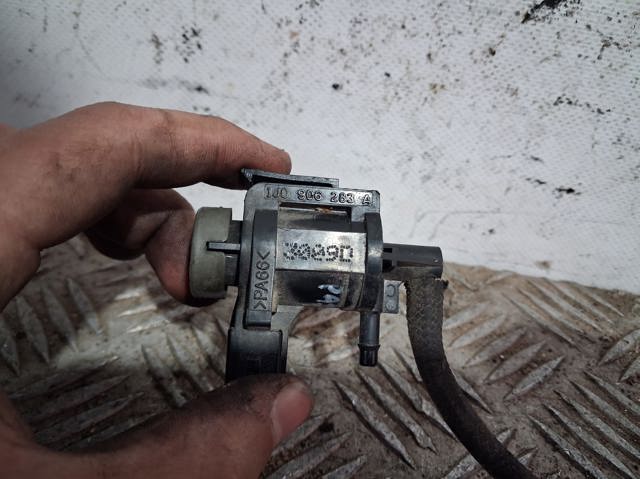 1J0906283A VAG Válvula de solenoide de control de mariposa EGR  disponible Vigo