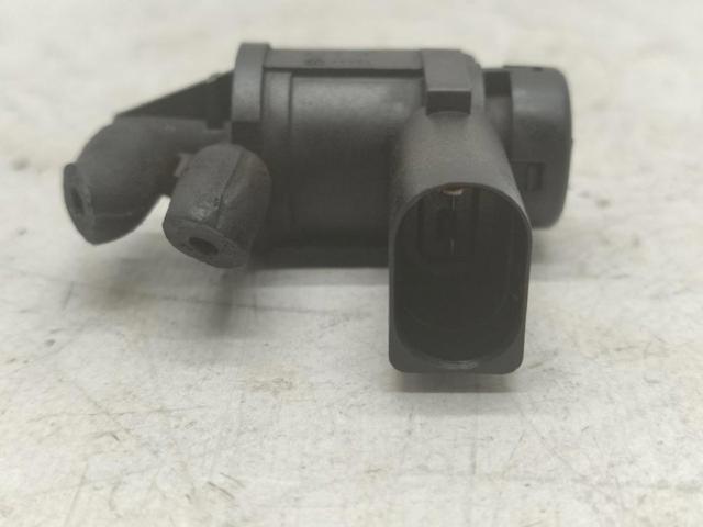 VAG 1J0906283B Válvula solenoide de control de la mariposa de aire secundario comprar Tarragona