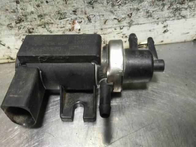 VAG 1J0906627 Válvula solenoide de control de presión de sobrealimentación  en stock Valencia