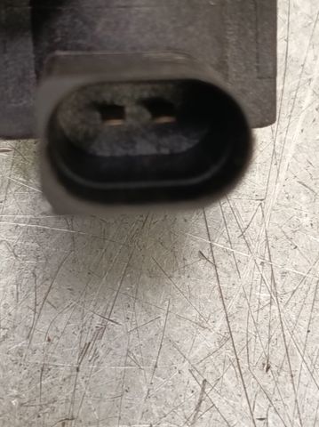 1J0906627 Válvula solenoide de control de presión de sobrealimentación comprar Girona