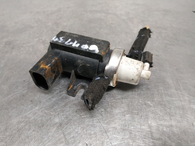 1J0906627A Válvula solenoide de control de presión de sobrealimentación  en stock Granada