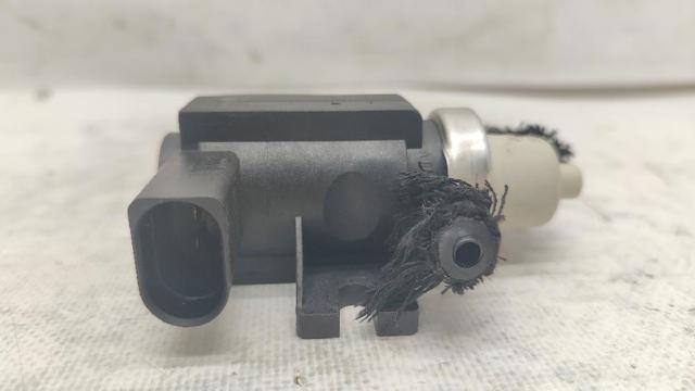 VAG 1J0906627A Válvula solenoide de control de presión de sobrealimentación  comprar en Murcia