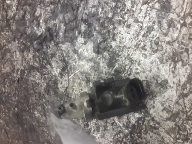 VAG 1J0906627B Válvula de solenoide de control de mariposa EGR comprar Tarragona