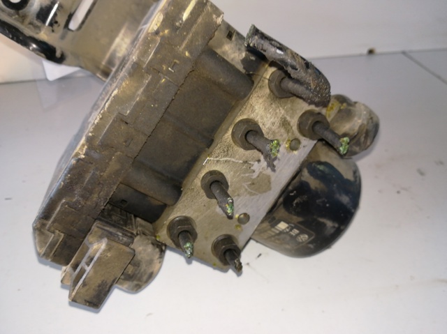 1J0907379Q Módulo ABS  en stock Sabadell